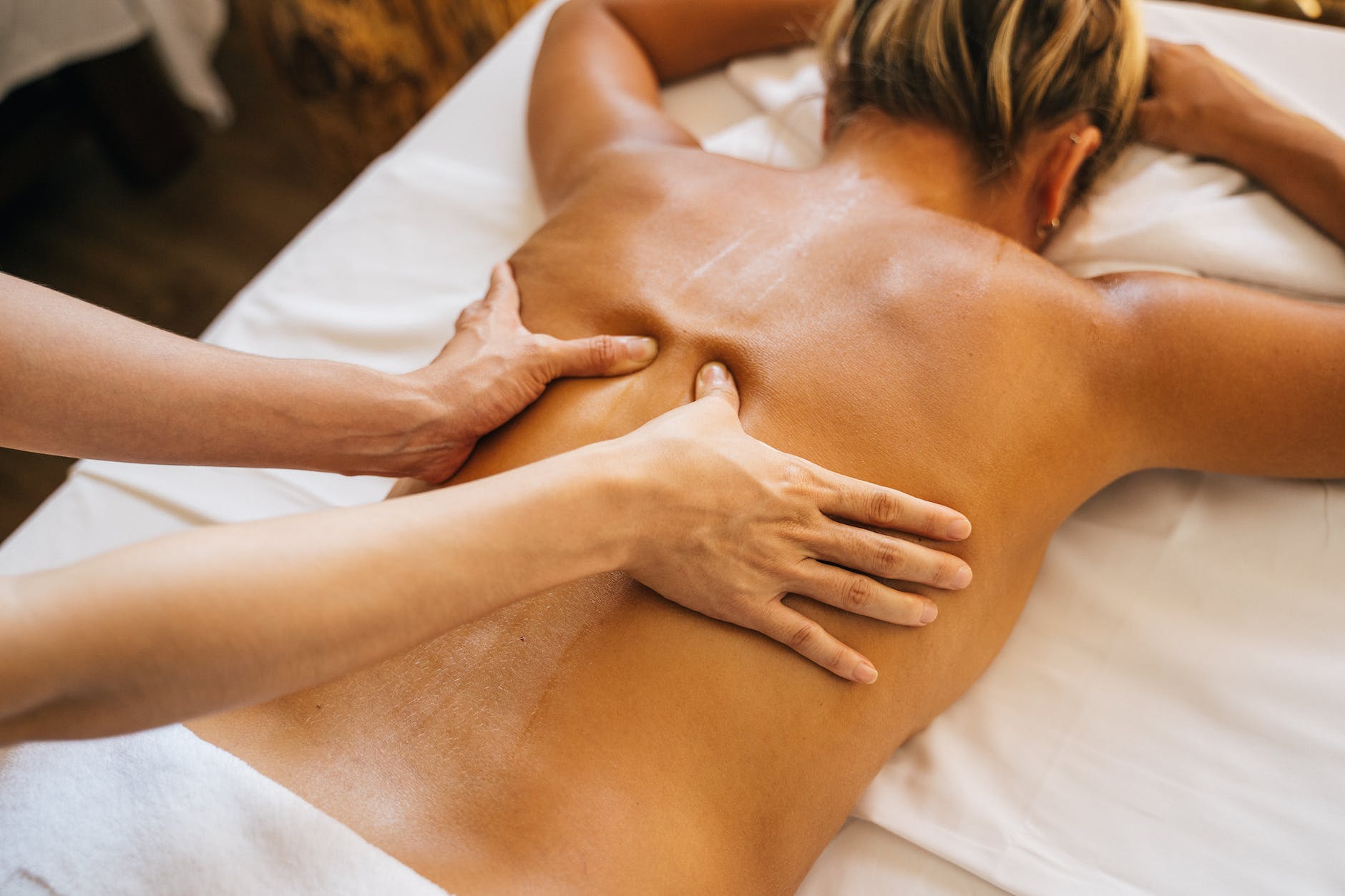 Discover the ancient art of Shiatsu massage, where pressure is applied to specific points along the body’s energy pathways to relieve stress, improve circulation, and restore balance. Learn about its origins, techniques, benefits, and what to expect during a session.