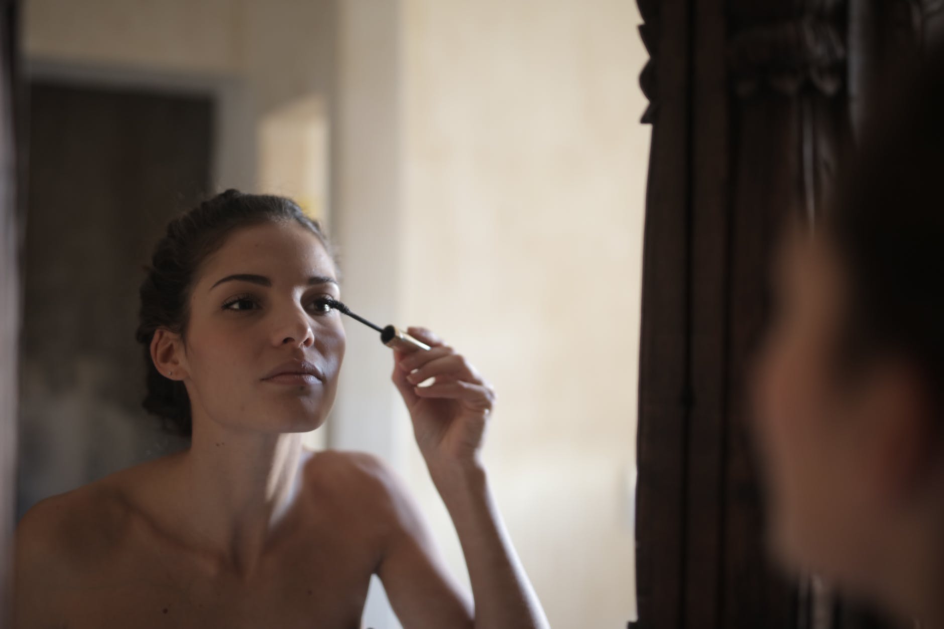 Elevate your eye makeup game with our guide to mastering the winged eyeliner technique. From mastering the basics to troubleshooting tips and customization options, unlock the secrets to creating flawless wings with confidence and flair.