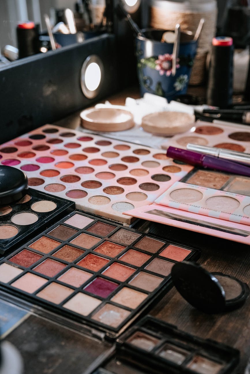 Discover how to perfect your makeup routine with expert advice on correcting common makeup mistakes. From blending mishaps to color matching errors, learn the secrets to flawless makeup application. Plus, unwind and rejuvenate with Charel Spa and Massage services for the ultimate pampering experience.
