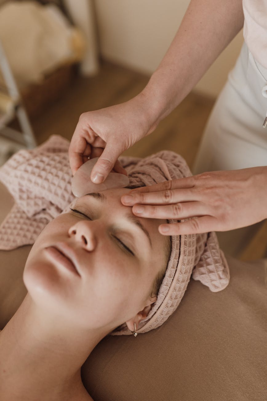 Unlock the secrets to radiant skin with our guide to natural beauty remedies. Discover DIY solutions for glowing, healthy skin using ingredients from your kitchen. Plus, indulge in the ultimate relaxation with Charel Spa and Massage services for a pampering experience.