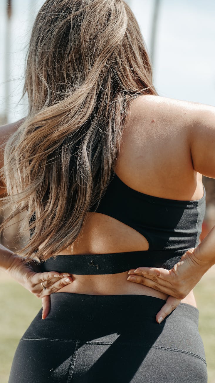 Discover 10 effective home remedies and understand the causes of joint pain and muscle aches. Learn how to manage arthritis and other joint-related issues naturally and improve your overall well-being.