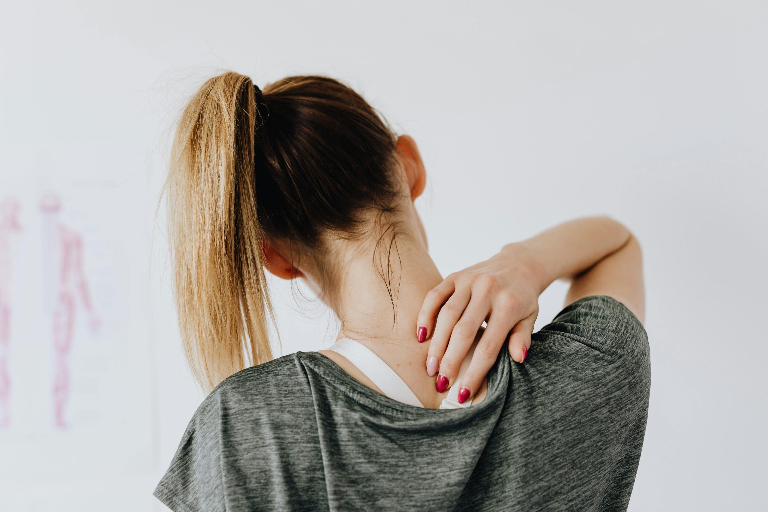 Find 10 remedies for back pain, including professional massage therapy. Learn benefits, tips, and why Charel Spa and Massage is your go-to solution.