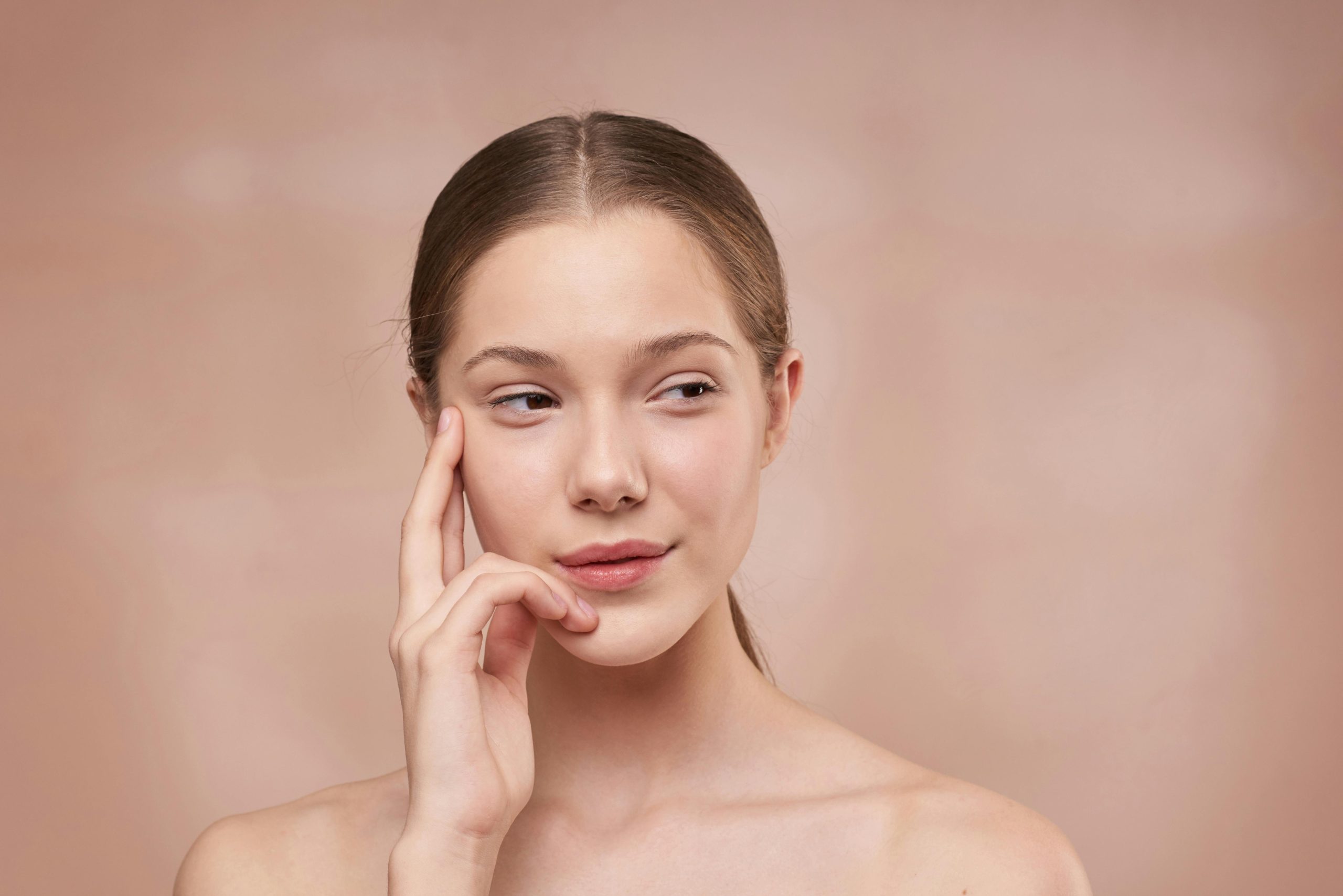 Discover 10 skincare secrets to achieve a flawless and glowing complexion! Learn expert tips, home remedies, and spa treatments that will transform your skin. Visit Charel Spa and Massage for professional skincare services!