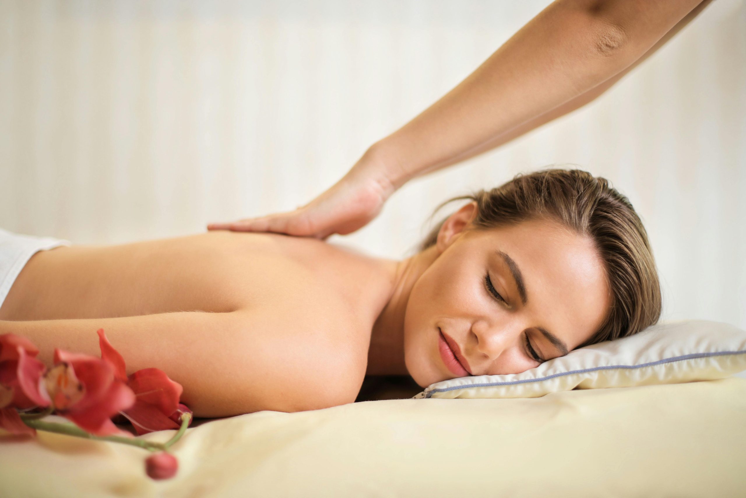 Enjoy the best home service spa in Valenzuela with Charel Spa & Massage. Relax, unwind, and experience expert massage therapy at your convenience. Book now!